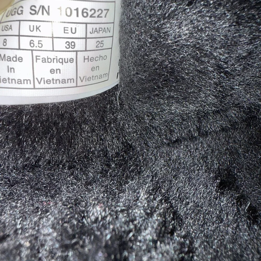 UGG pre owned